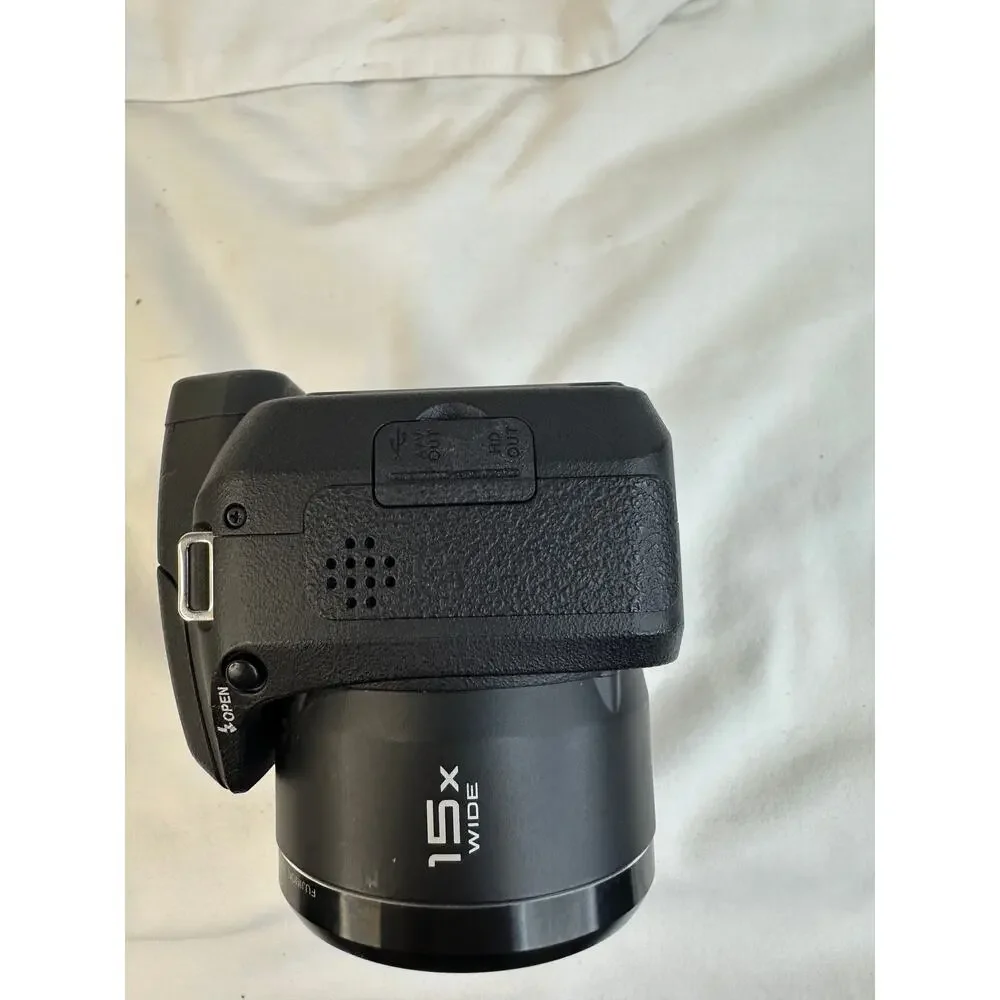 Fujifilm FinePix S2100HD 10MP Digital Camera - 15x Optical Zoom TESTED & WORKING